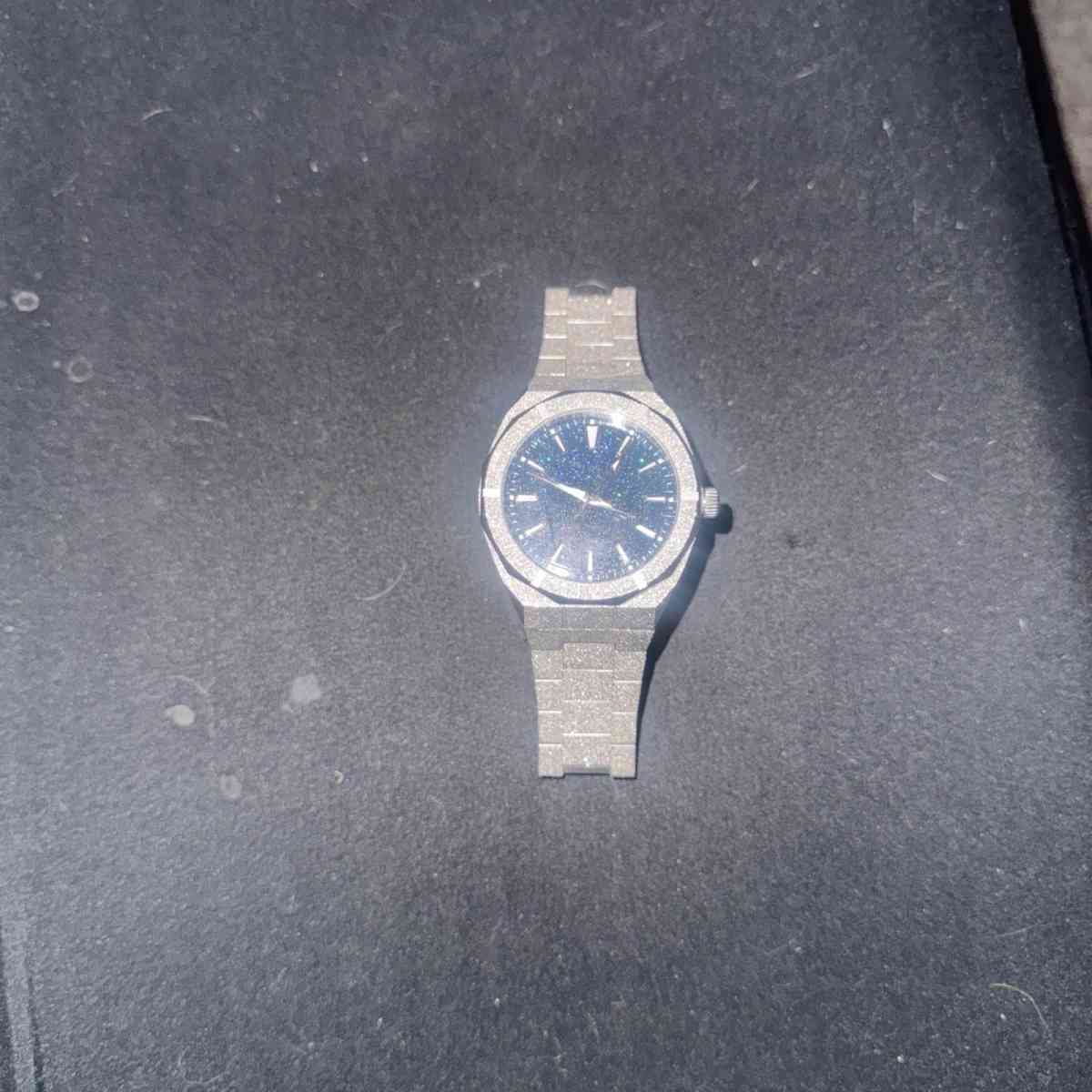 Pintime watch