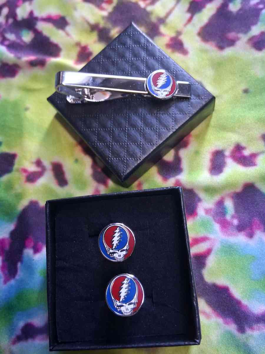 Grateful Dead Steal Your Face Cufflink and Tie Clip Combo