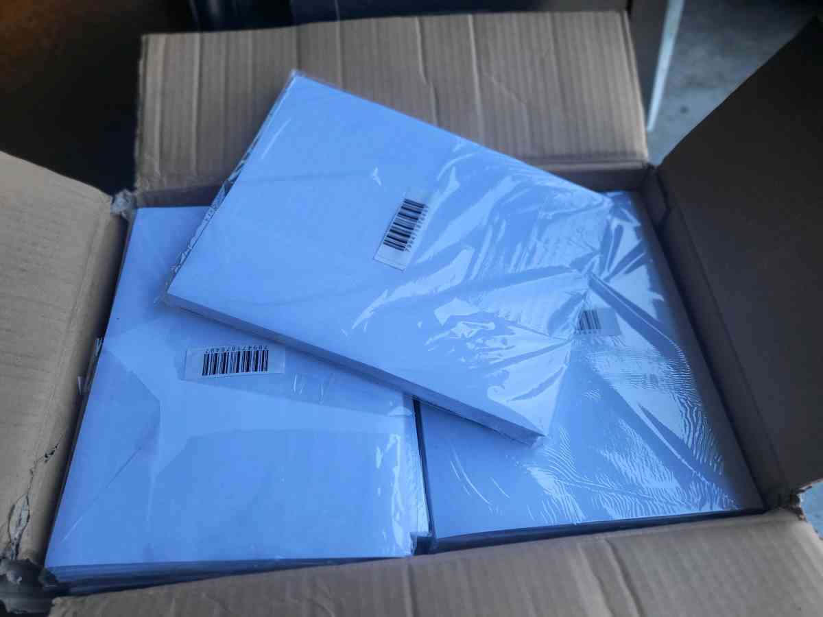 7 BOXES OF SELF ADHESIVE LABELS BOO1PF1B