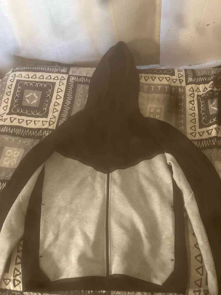 Nike tech hoodie