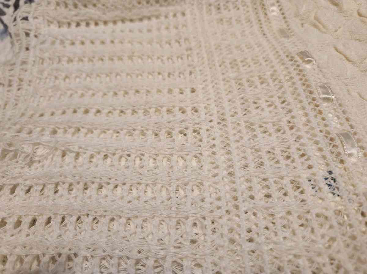 White baby blanket