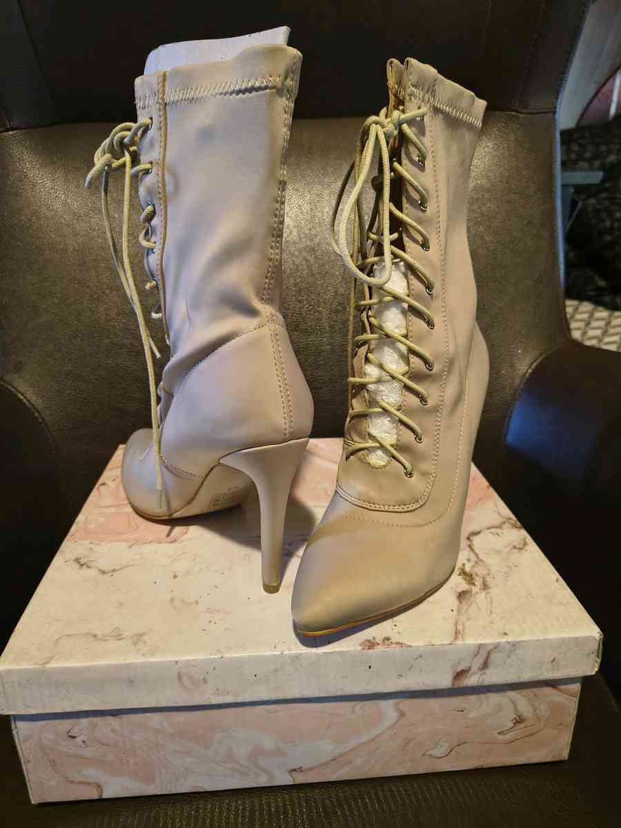 womens high reel boots