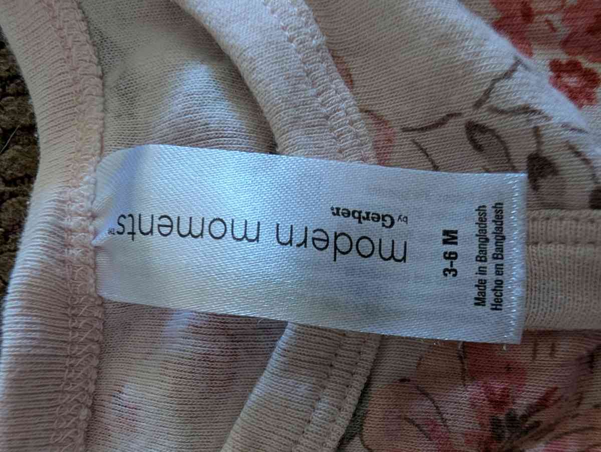 Pink flower sleepsuit without feet