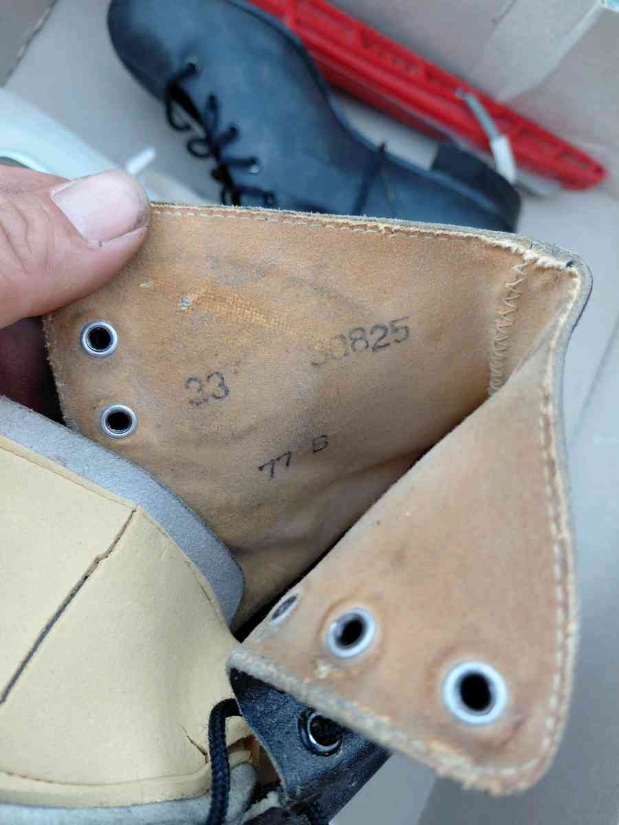 vintage ice skates