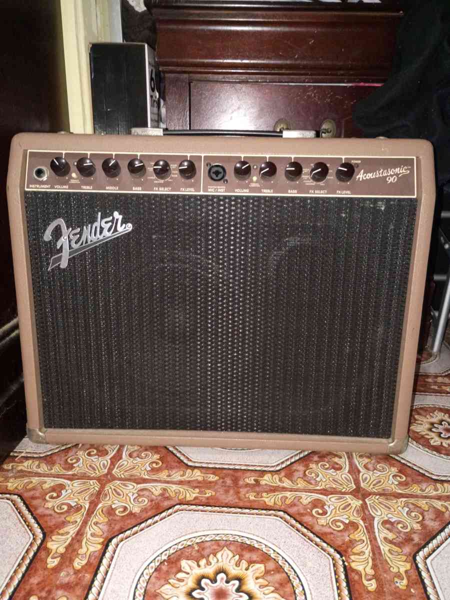 a fender guitar amp that can be used as a mic amp