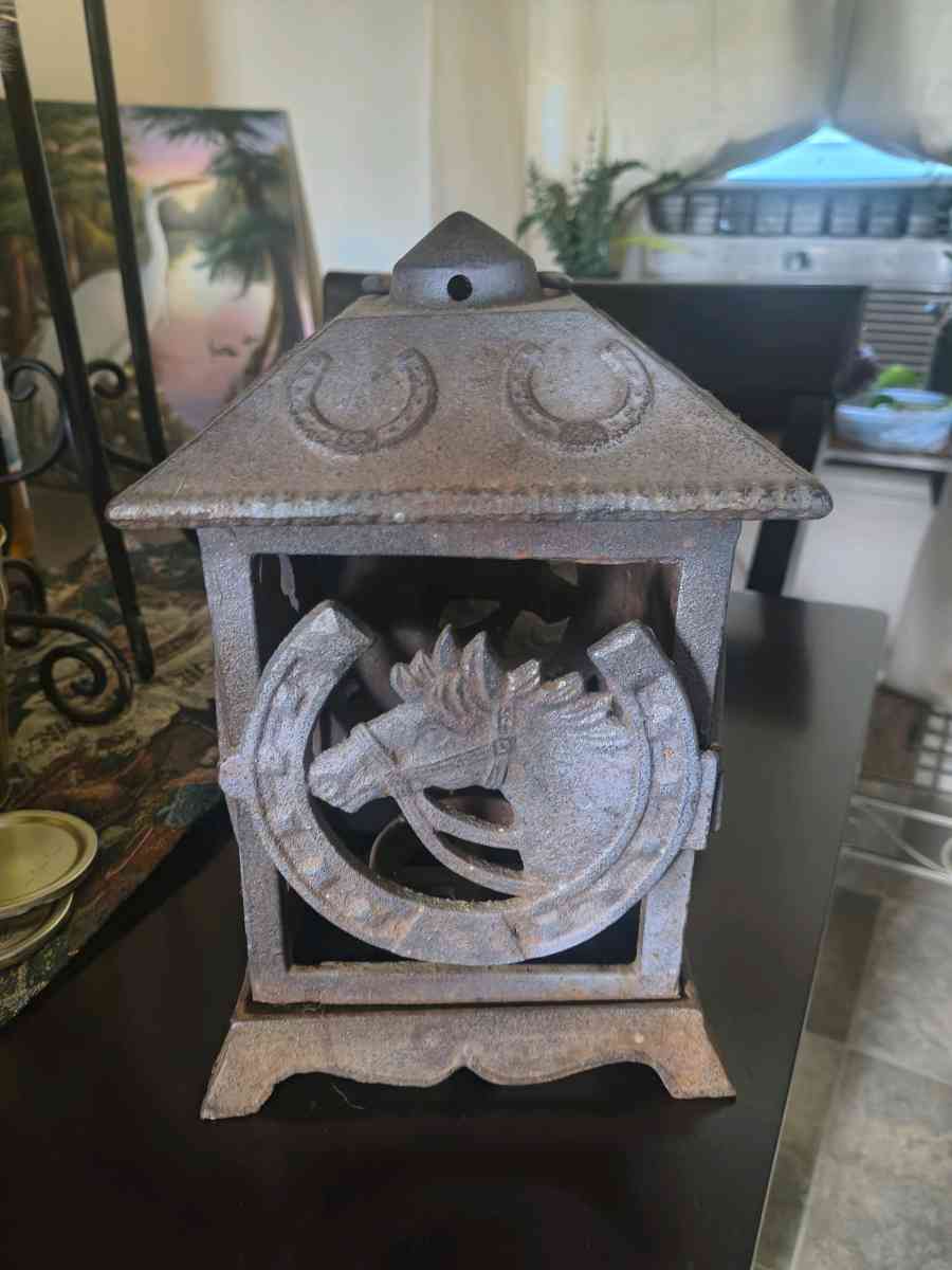 cast iron candle holder