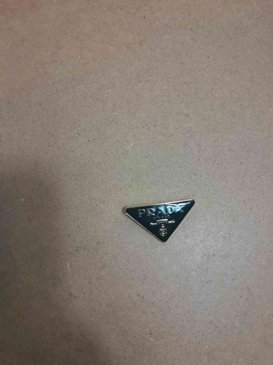 Women Brooches with Stamps