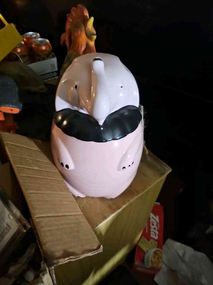 Shawnee pink elephant cookie jar