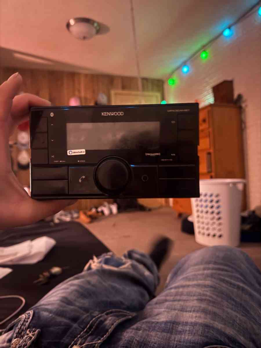 kenwood Bluetooth radio