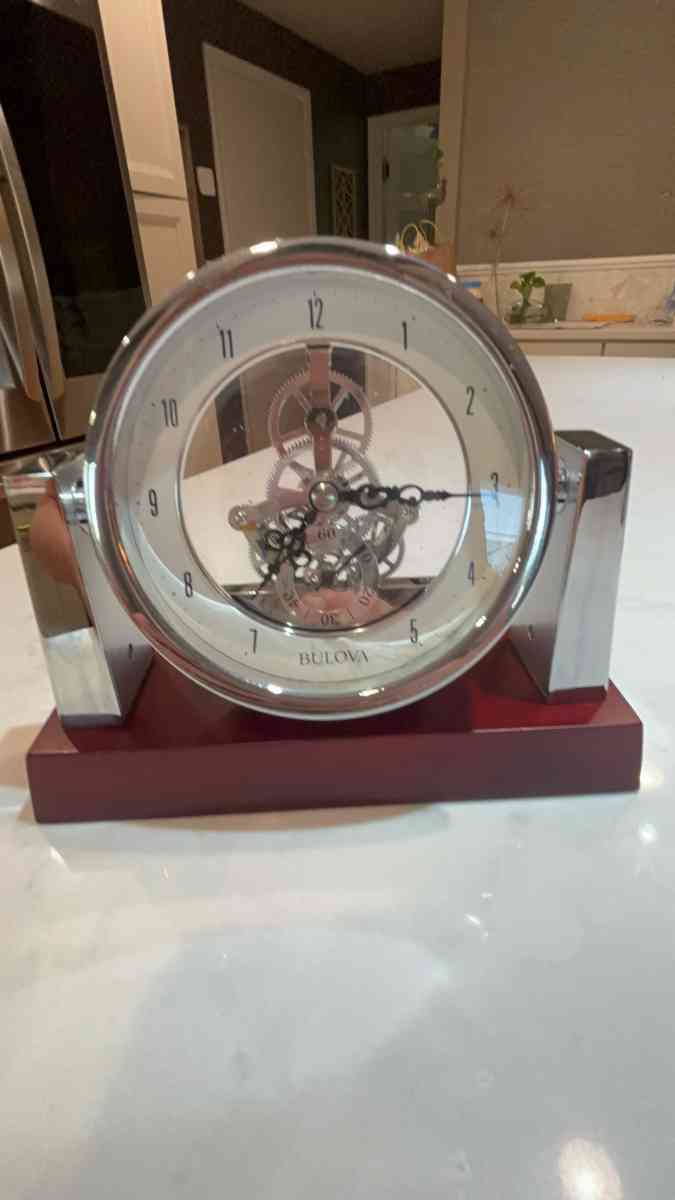 Bulova Desk Top Clock