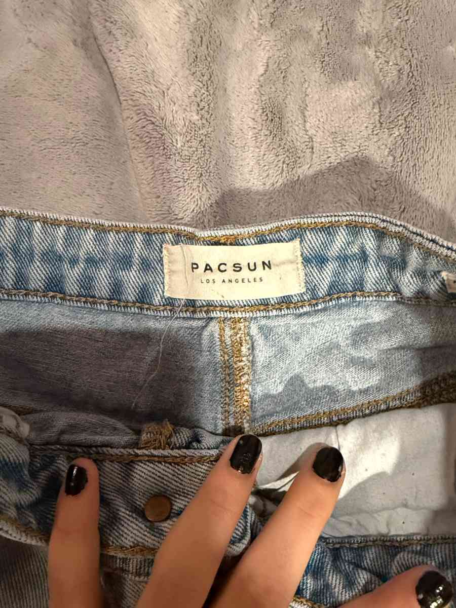 PacSun women jean shorts