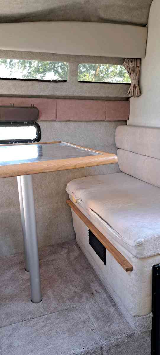 26 foot 1990 bayliner