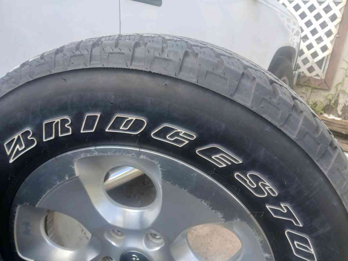 jeep wrangler stock wheels