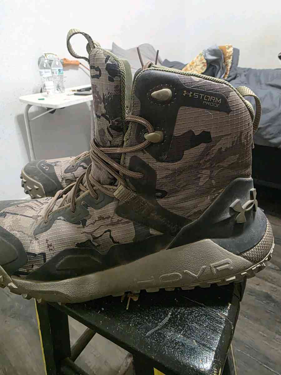 Under Armor Hiking Boots