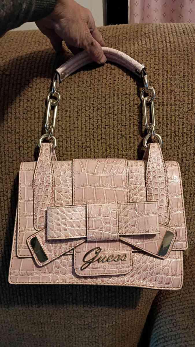 Guess purse