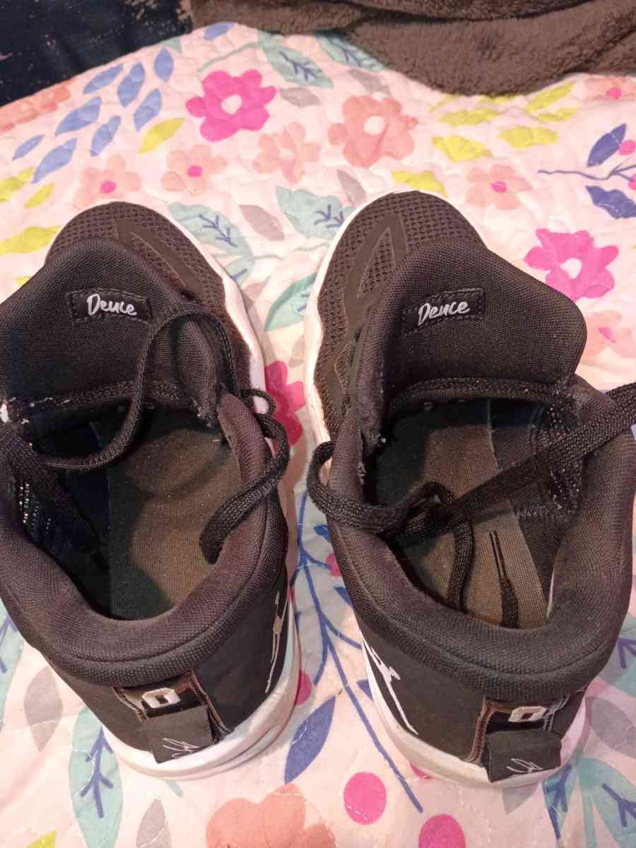 jordans Tatum 1s  mens size 9