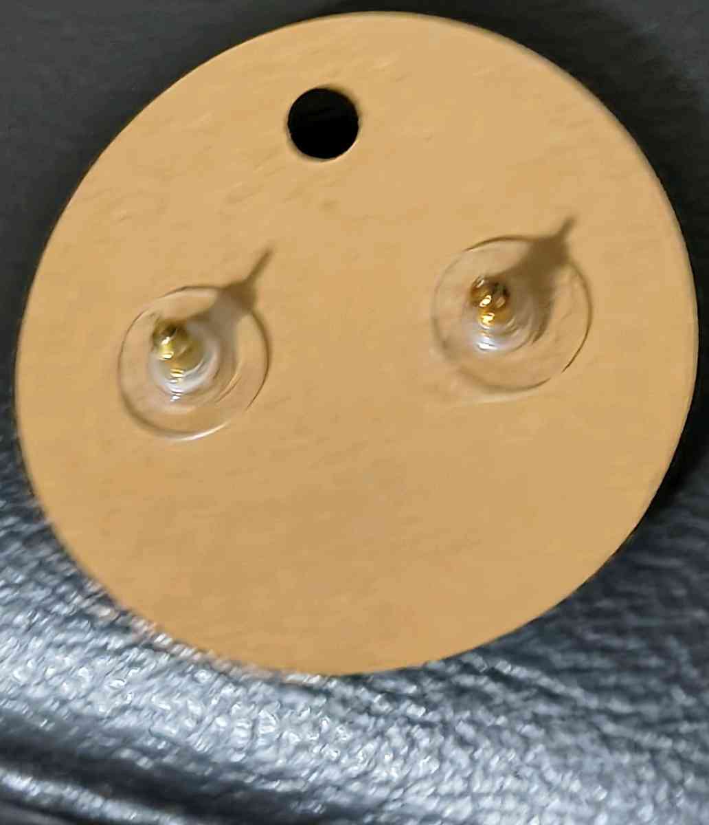 Vintage 1970s Unakine Chobchon Gold Tone Stud Earrings