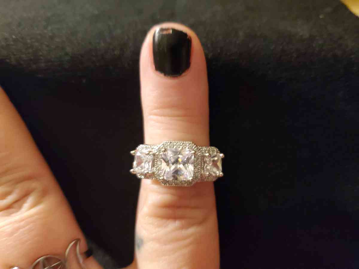 925 Sterling Silver Diamond Ring