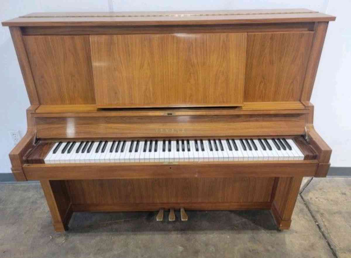 Solid Wood 52 Yamaha W101