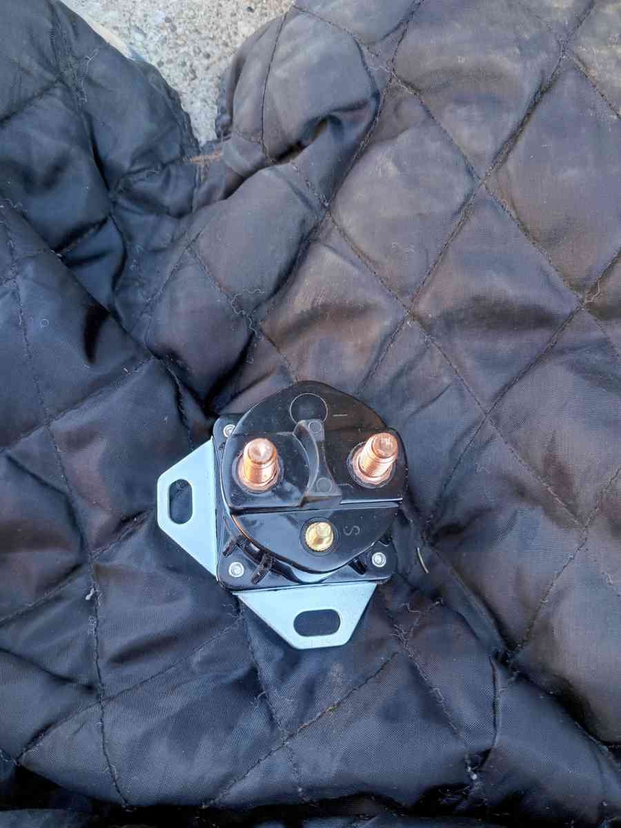 Starter and sillanoid