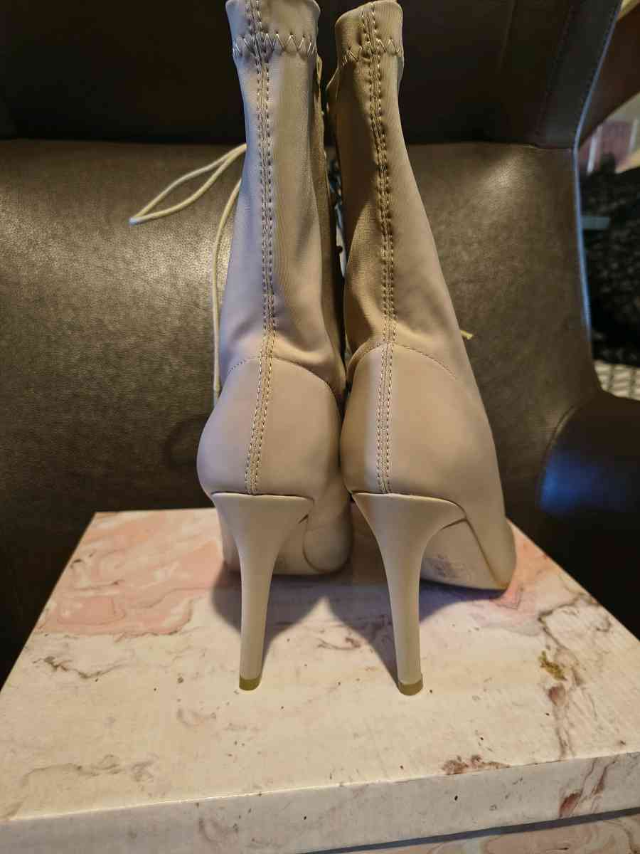 womens high reel boots