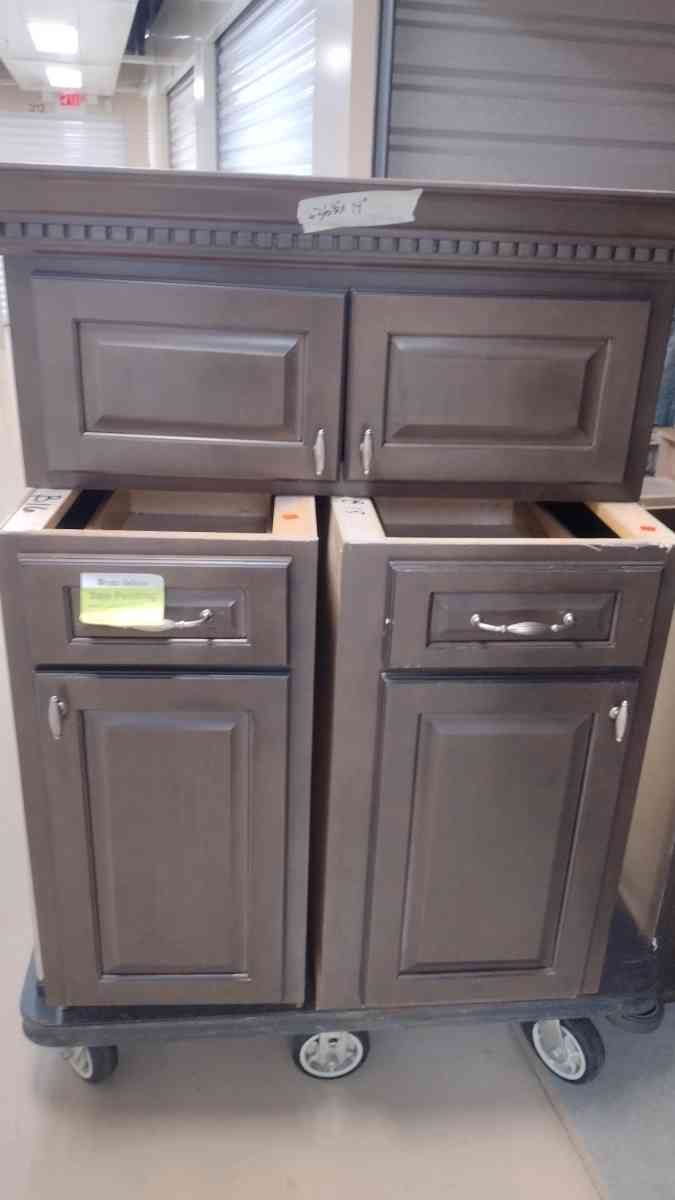 NEW Kitchen Cabinets  Espresso Finish  Multiple Sizes