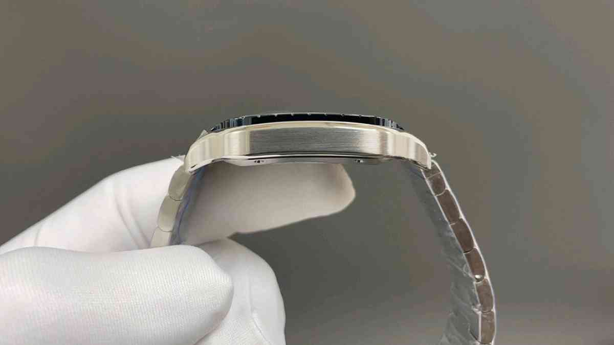 luxury automatic square dial blue