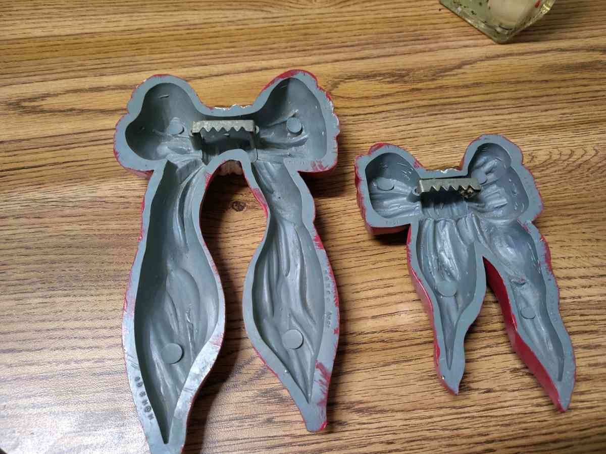 Forget hats Red Ribbons are where its at