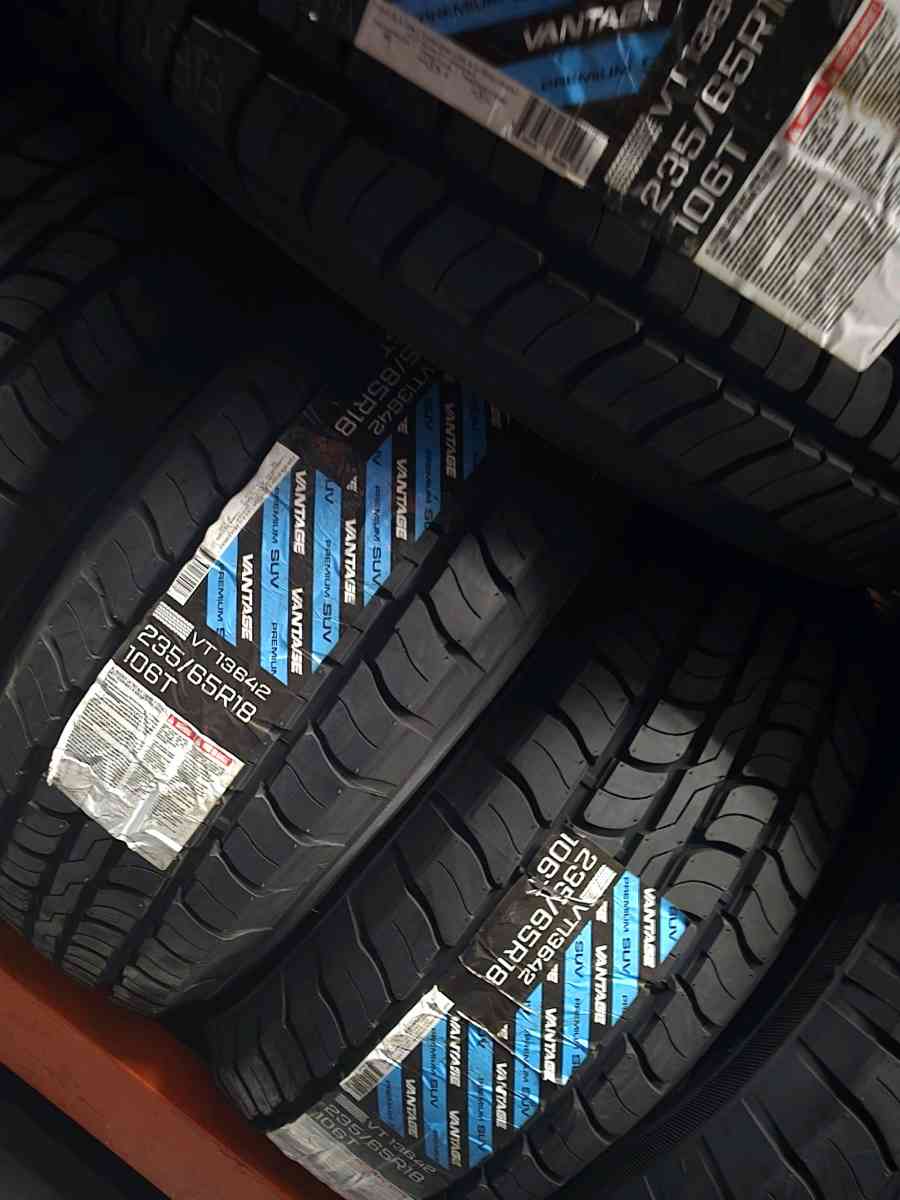 Vantage Premium Suv 235 65R18  106T