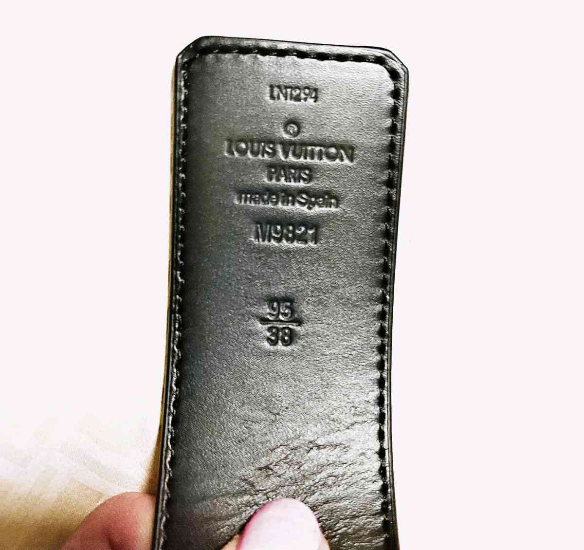 Luis vuitton mens belt