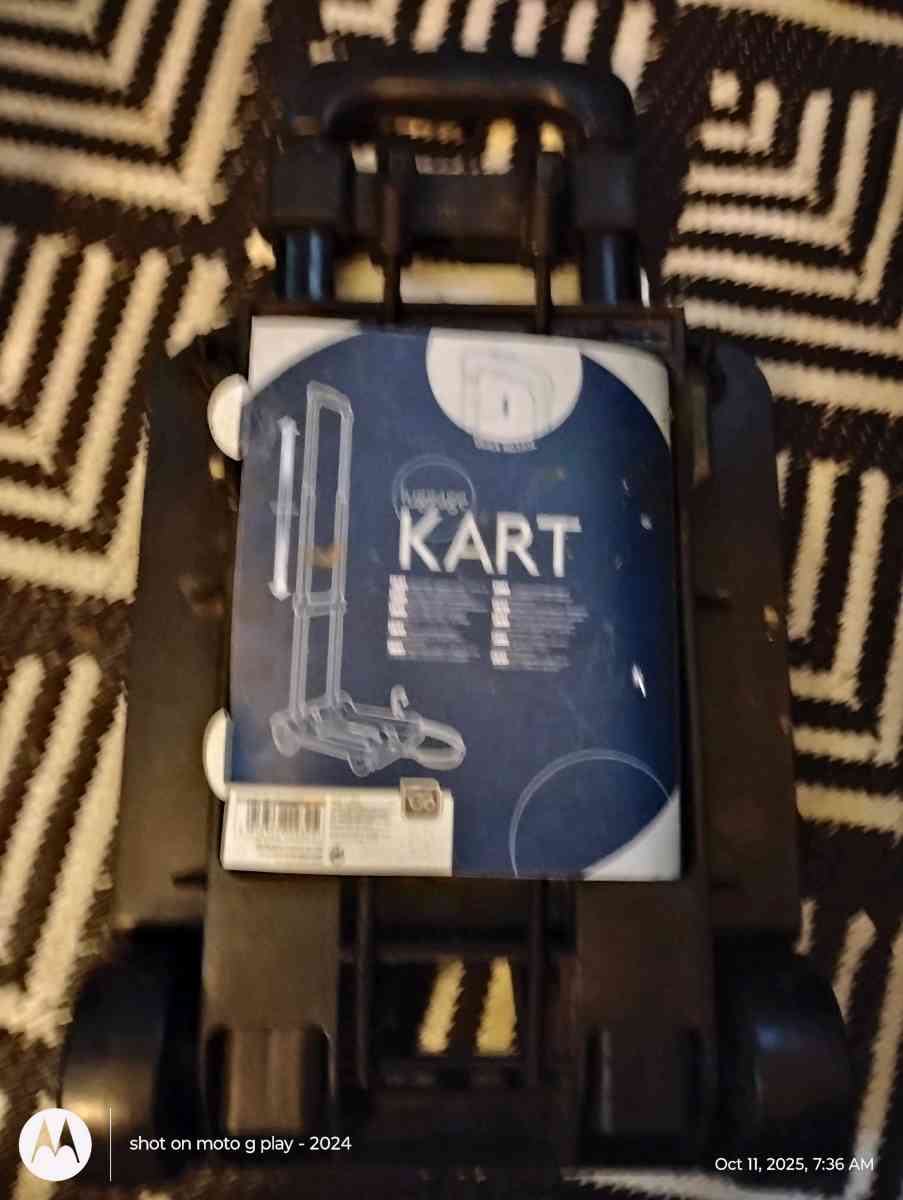 cart with wheels