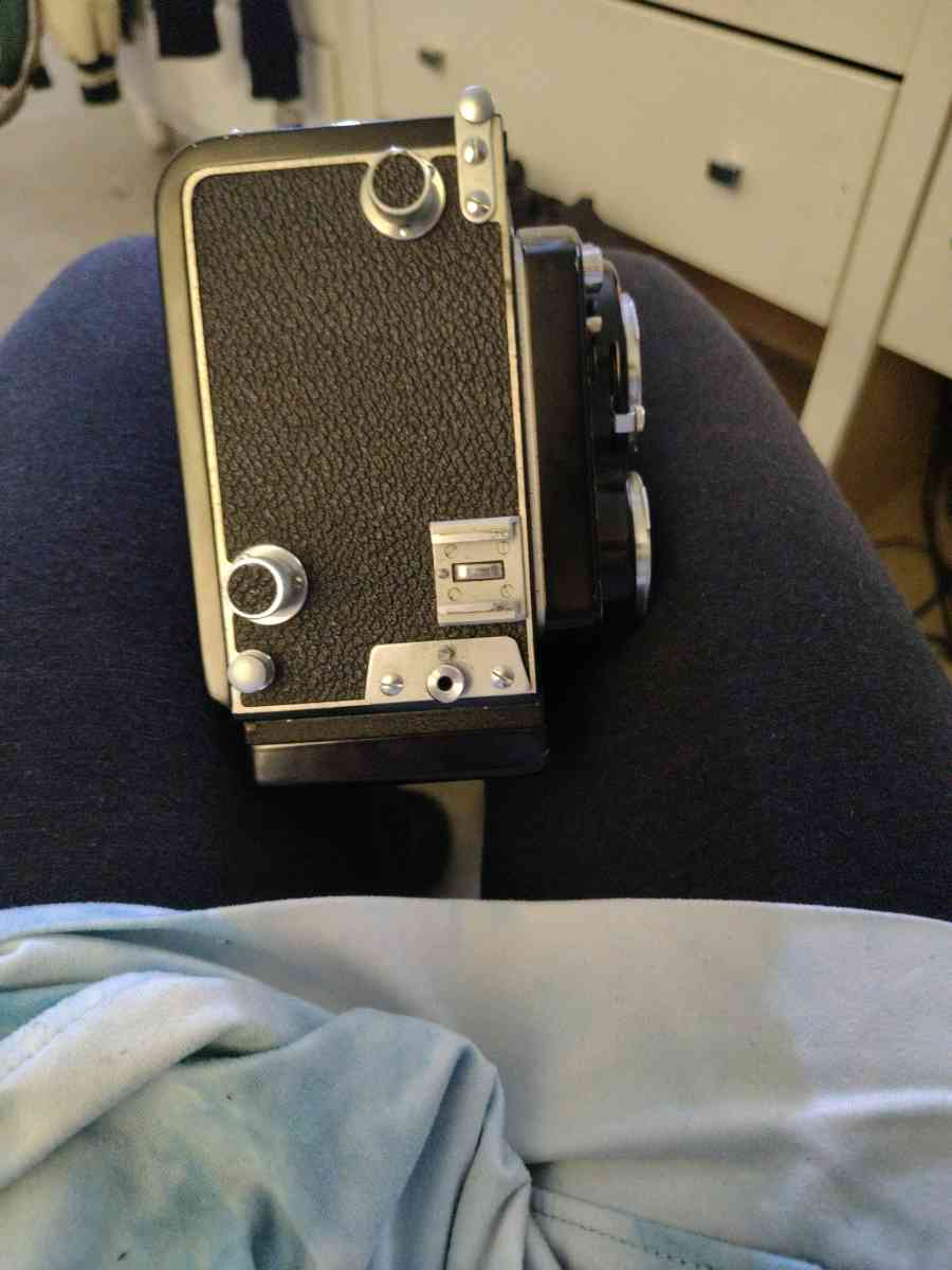 Selling a vintage Minolta CitizenMVL Rokkor camera