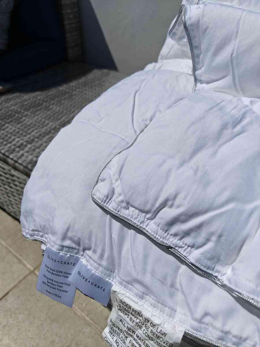 OliveCrate QUEEN Bamboo Comforters Duvet Insert Cooling