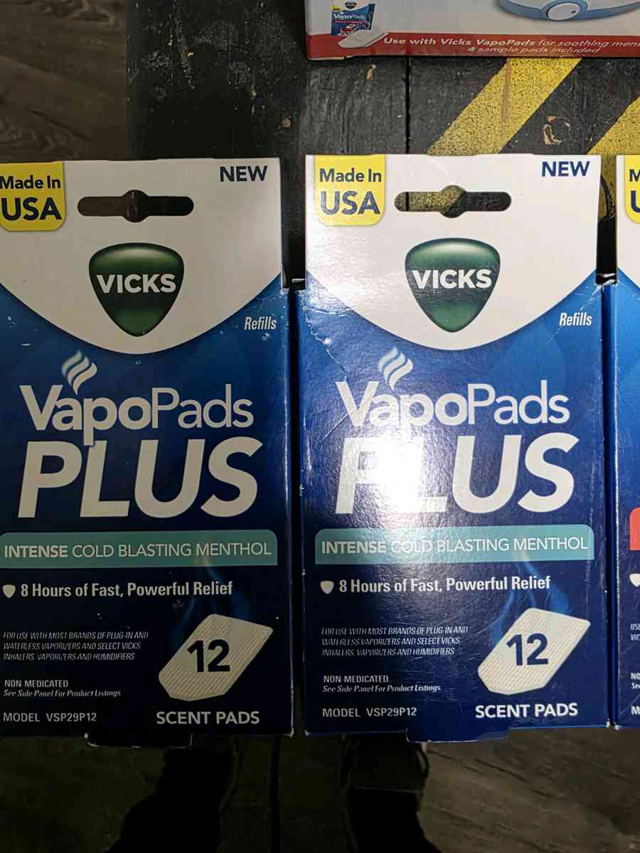 Vicks Sinus Inhaler with 4 boxes of Vapor Pads