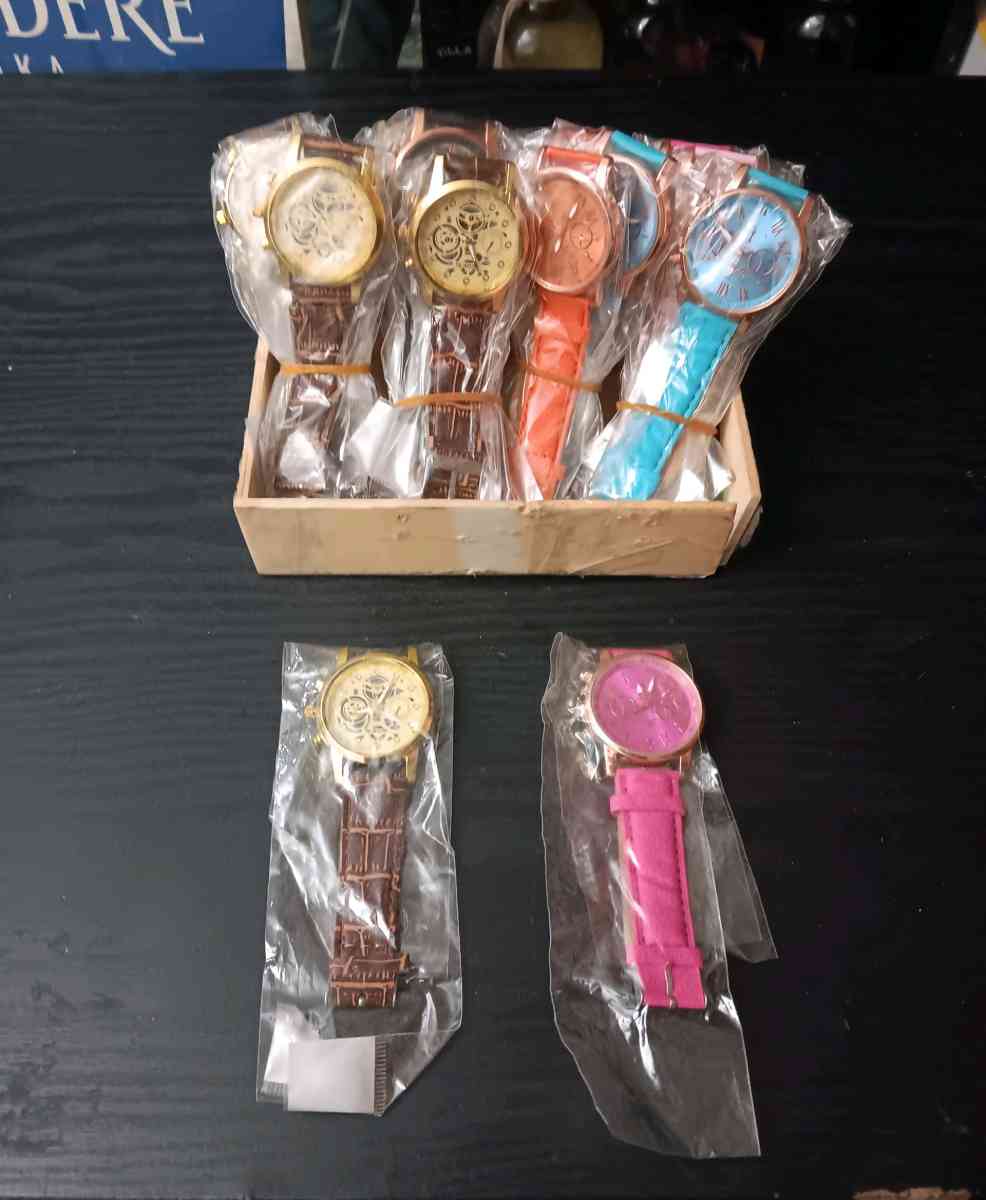 GENEVA FASHION STYLE WATCHES