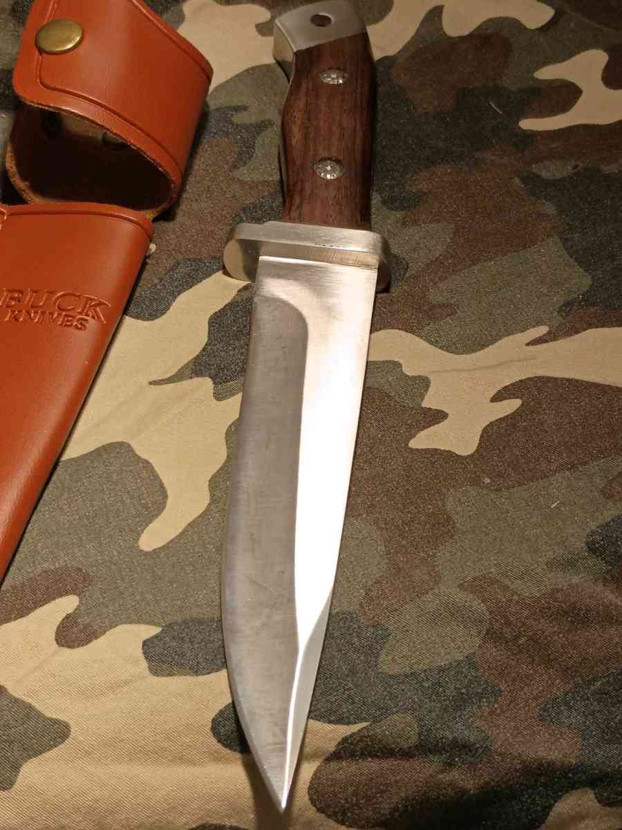 vintage Buck fixed blade knife