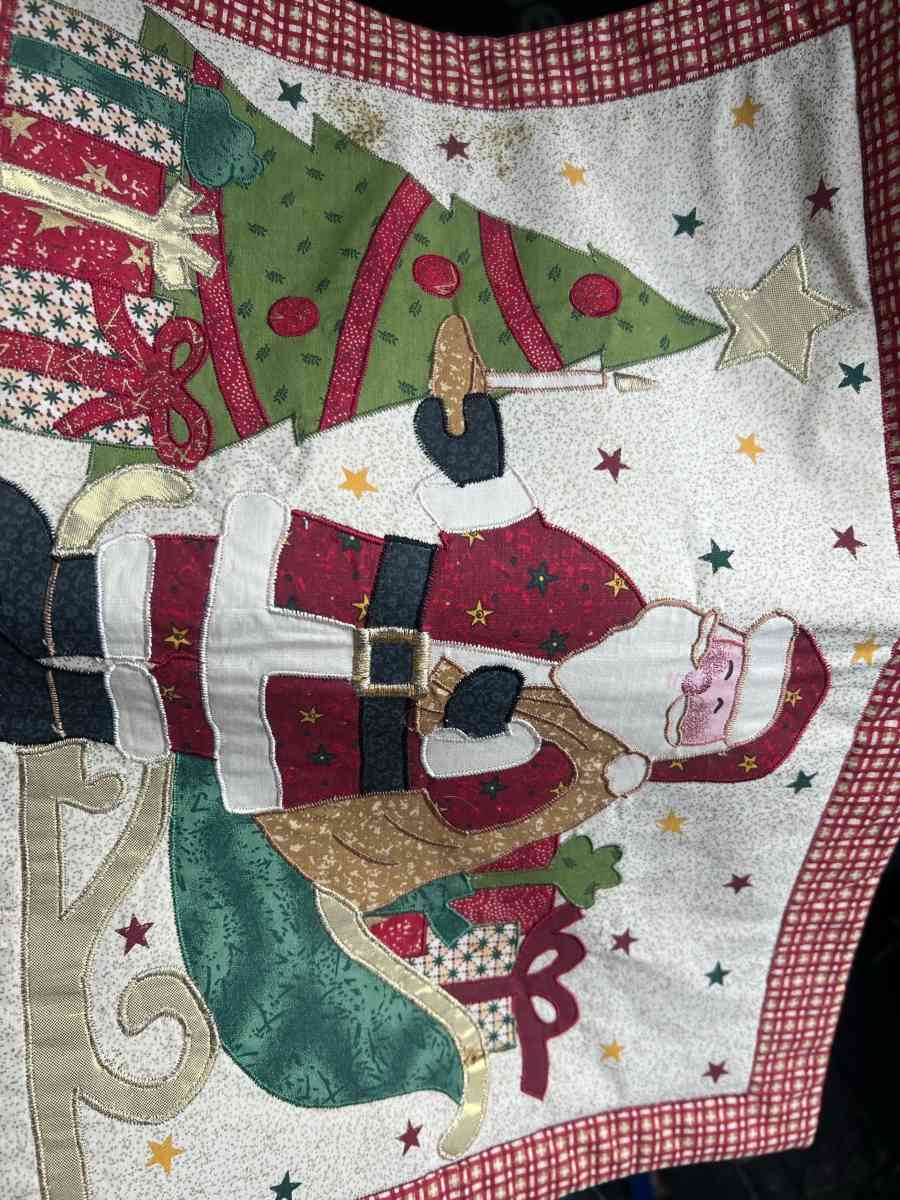 4 vintage Christmas placemats