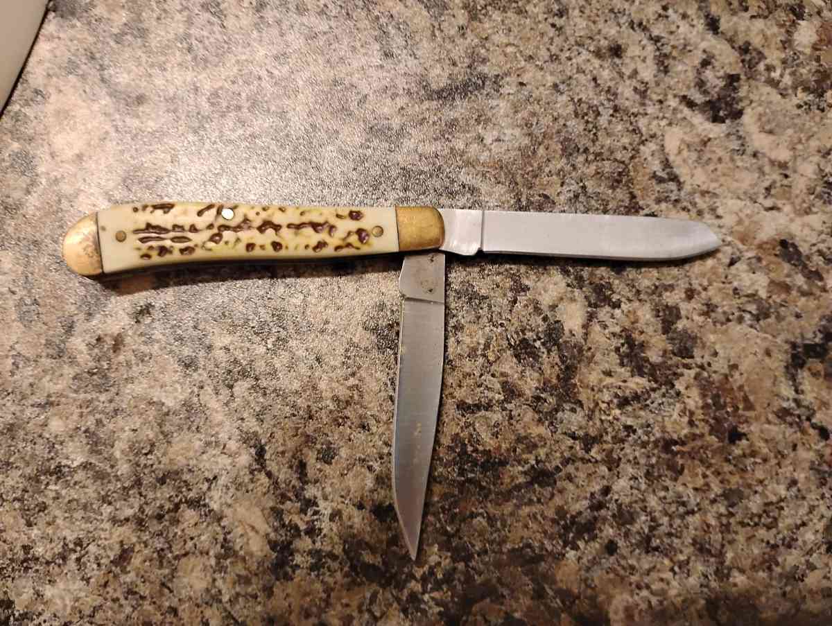 I got a pocket knife brand is mossy oak