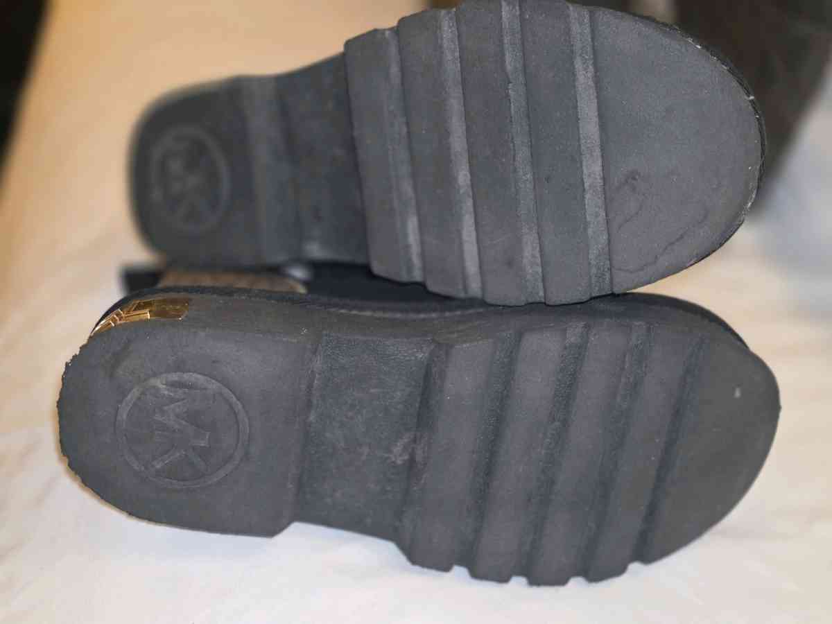 Michael Kors Jet Set large tote and MK  Alfie Booties