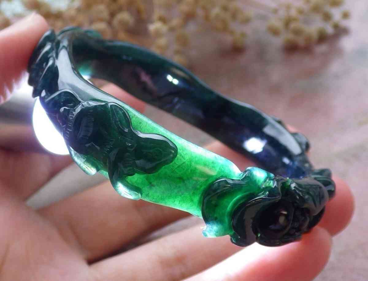 Certificate Jadeite jade Burma  Dark Green Black Flower