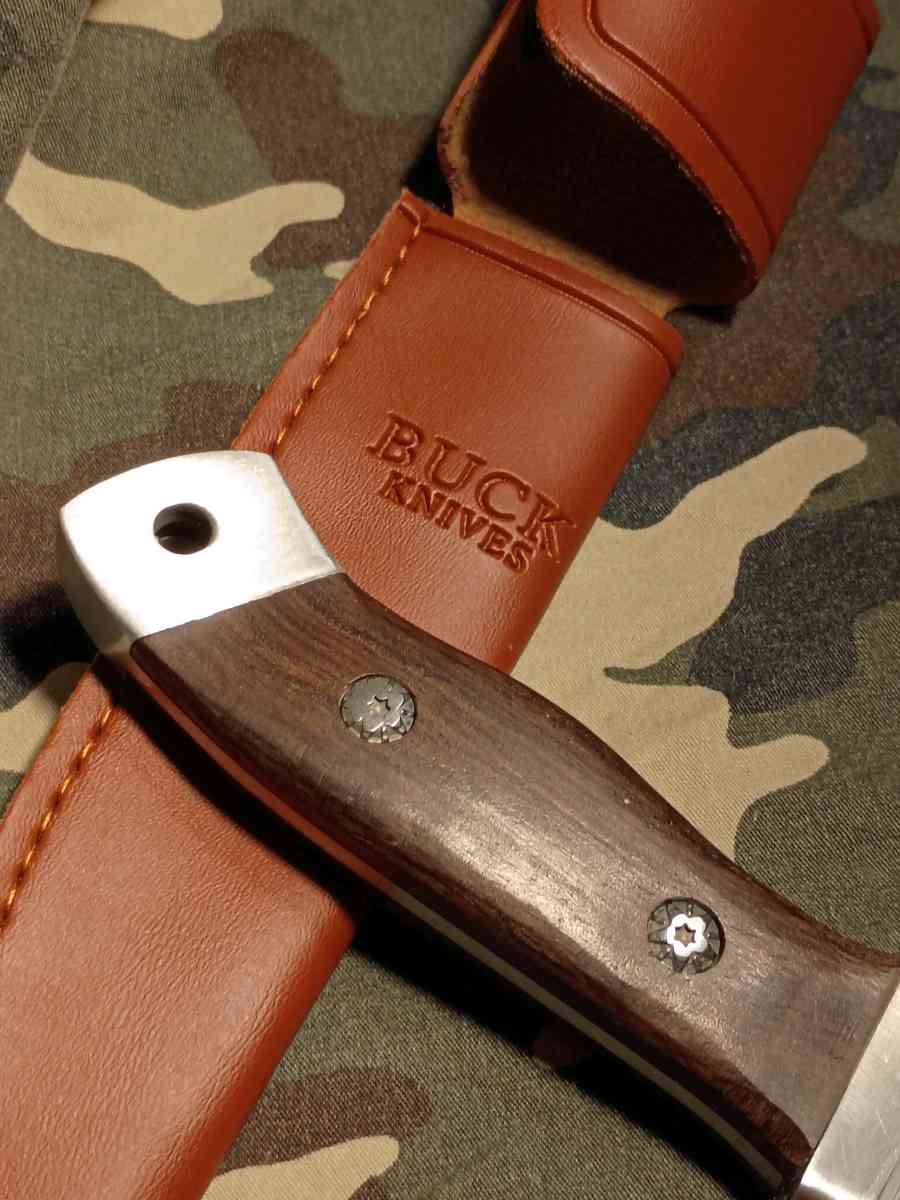 vintage Buck fixed blade knife