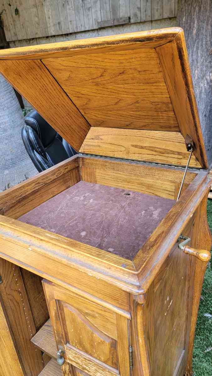 Vintage Stereo Cabinet