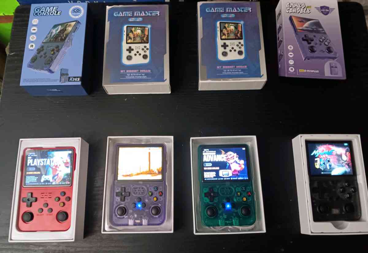 GAME MASTER CLASSIC RETRO HANDHELD