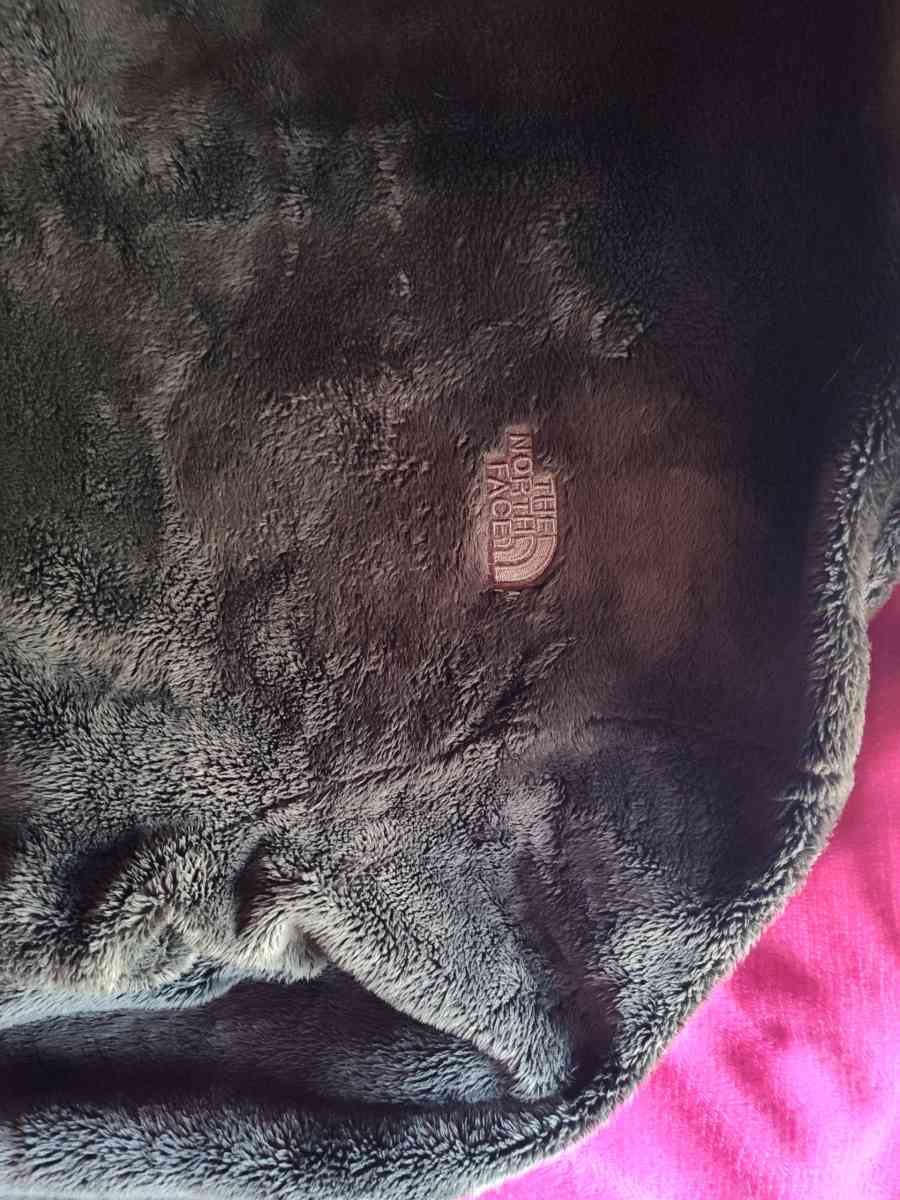 The North Face Women Osito Fuzzy Pullover