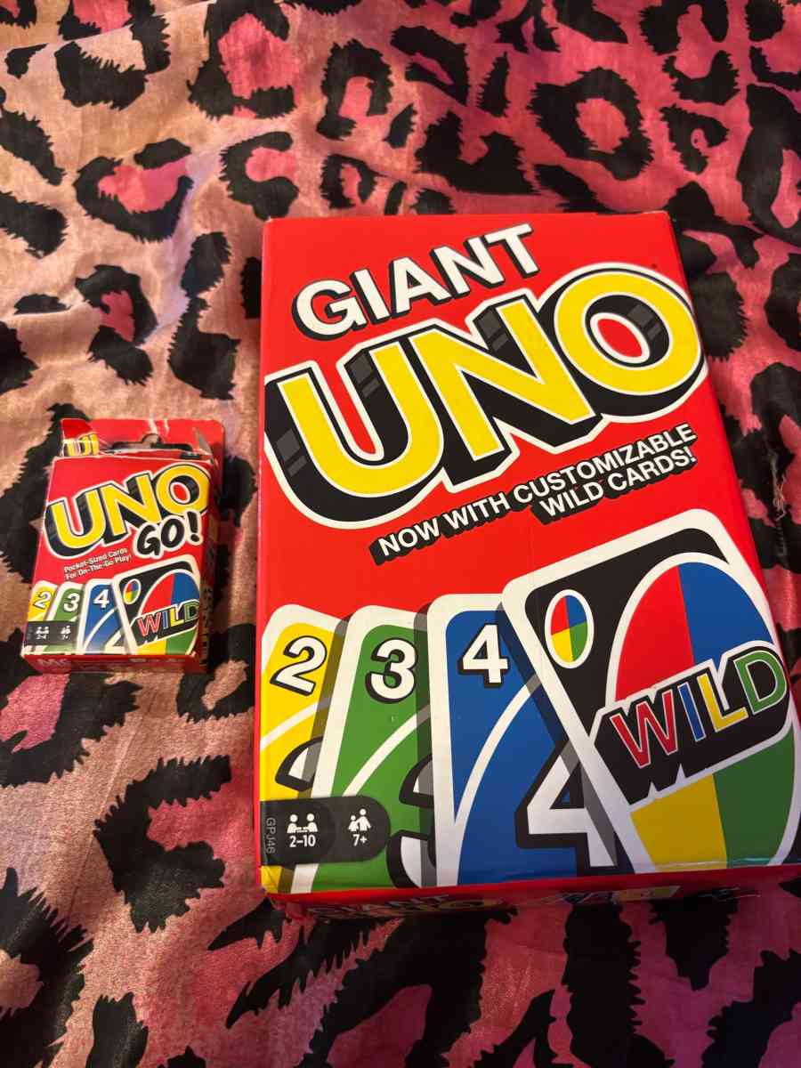 Giant uno cards