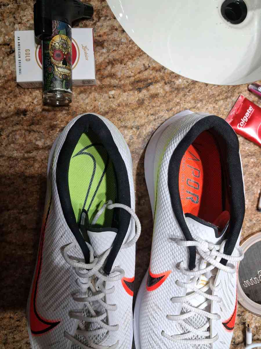 Nike shoes V A POR size 11