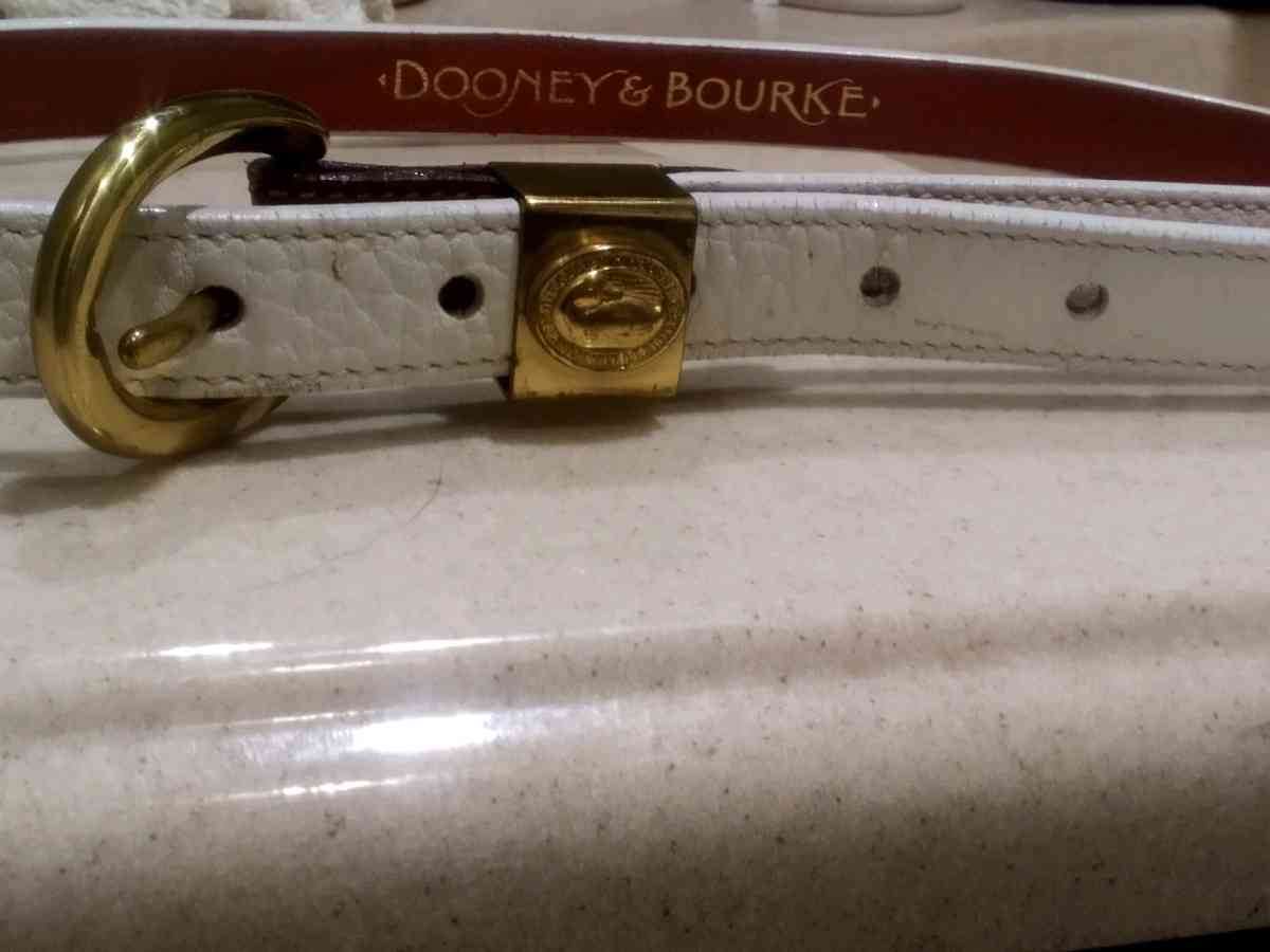 vintage Dooney and Bourke belt