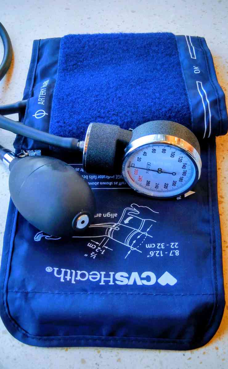 sphygmomanometer