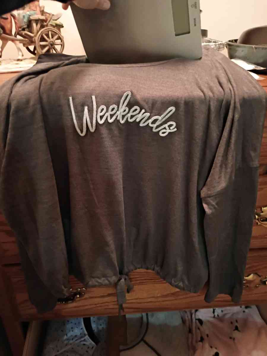 Big Variety Of Womens Cloths An Shoes