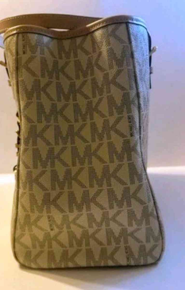 Vintage Micheal Kors Large Emory Tote Bag